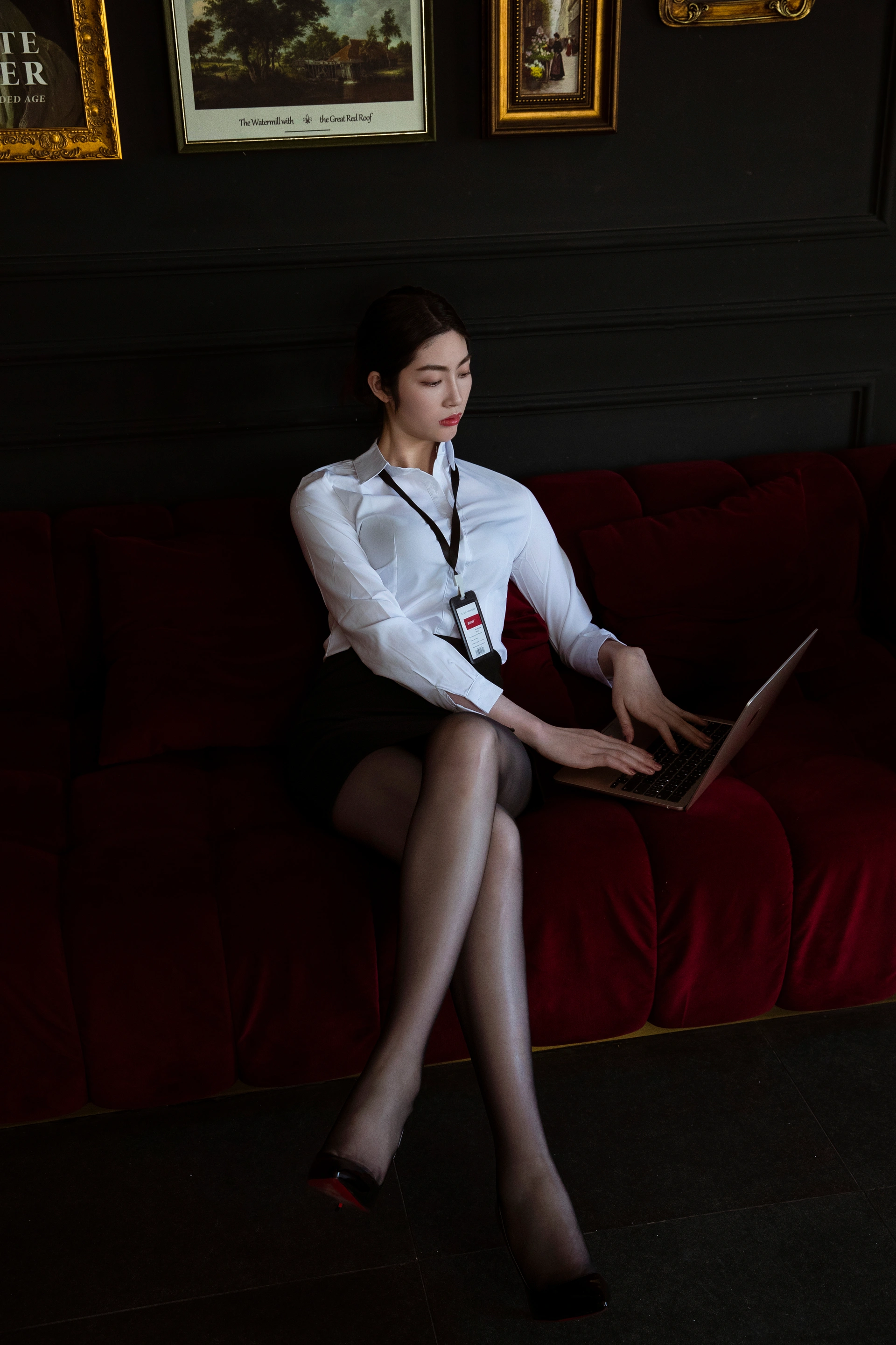 [YITUYU艺图语]2025.02.19 周三加班 桑妮 2